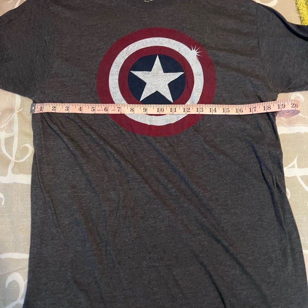 Captain America Logo Shirt - Picture 6 of 6